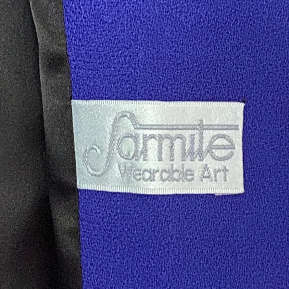 SARMITE:WEARABLE ART Statement Outerwear - Picture 13 of 13